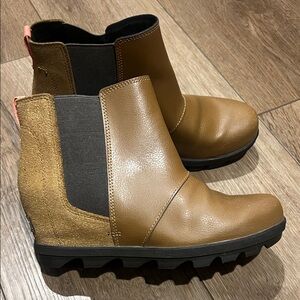 Stylish Brown Ankle Boots